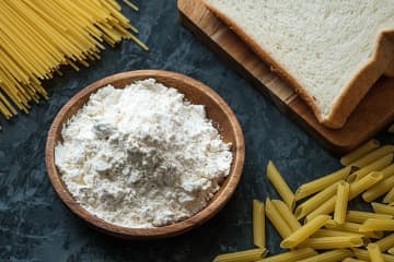 コメ代替はパン、麺、うどん 日生協連 緊急アンケート
