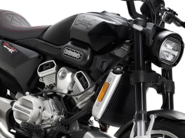 125cc新型クルーザー登場　ヒョースンからGV125X Roadsterが出荷開始