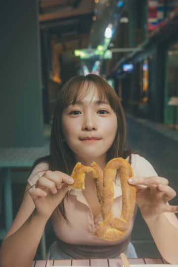 【川栄李奈】色んな表情にキュン♡アニバーサリーイヤーに1st写真集を発売