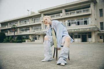 ちゃんみな、最新楽曲「I hate this love song」パフォーマンスビデオを公開　バンドと弦楽四重奏を起用