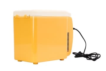 これがあれば家飲みが快適に！ 缶ビール専用ミニ冷蔵庫