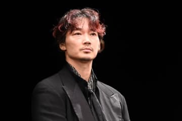 綾野剛、渾身の映画『でっちあげ』完成に万感　思いは「銀幕のなかに込めました」