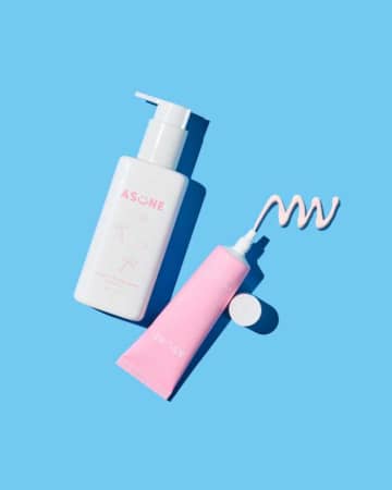【ASUNE】UV下地とボディ用UV、それぞれの単品が新登場♪