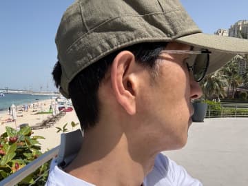 【家電レビュー】灼熱ドバイで検証! ソニーの着るエアコンで暑夏を乗り切れる?