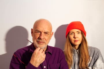 ブライアン・イーノ＆ビーティー・ウルフ、コラボ・アルバム2作の日本盤リリース決定