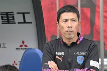 残留が目標ならリーグ戦に集中すべき？「そうとも言われますけど…」３つのコンペティションに挑む横浜FCで、四方田監督は活性化を期待「ポジティブに捉えています」