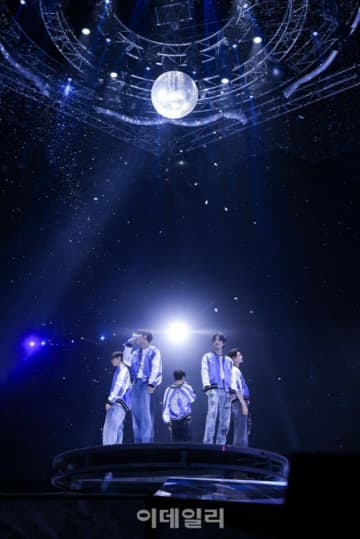 「TOMORROW X TOGETHER（TXT）」、青春を歌うアイドルを越えて…感覚を扱う芸術家へ成長