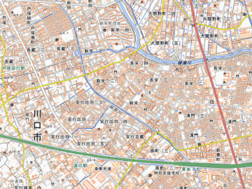 公開手配の21歳男、女2人と飲食店に…ほかの犯人も　警官が発見し追跡、今も逃走中　逃げられるようにウソをついた女逮捕、無職の21歳　男の手助けをした疑い　逃走用のレンタカーを用意した女も逮捕、学生20歳