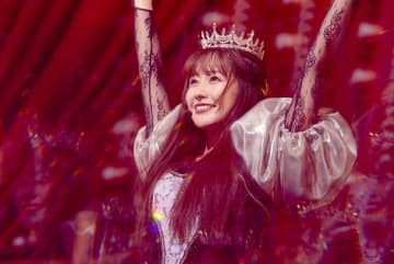 ももクロ・佐々木彩夏がTOKYO GARDEN THEATERでソロコンサートを開催。10回目となる今回のコンセプトは「豪華客船による世界一周旅行」。ソロ曲のみならず、ももクロ楽曲や過去の客演曲など多数披露。進化し続けるソロアイドル佐々木彩夏の集大成的なライブに！