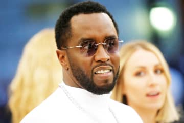米人気ラッパー・ディディ裁判６週目　「フリークオフ」動画を陪審員が視聴