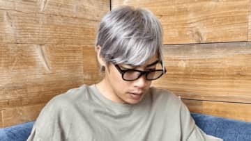 「イケメン過ぎる」「つやんつやん」伊東純也の私服ショットにファン悶絶