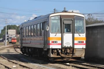 存続か・再構築か、芸備線で臨時列車 45日間の実証運行へ