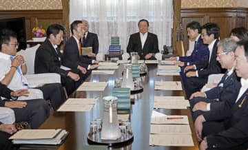 予算委、要求閣僚のみ出席に　衆院改革、与野党合意へ