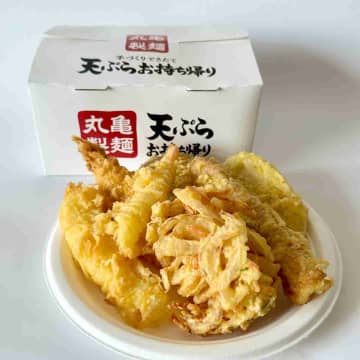 【丸亀製麺】そうめんを使ったさっぱりアレンジも！テイクアウトの「天ぷら」を使った裏技レシピ！