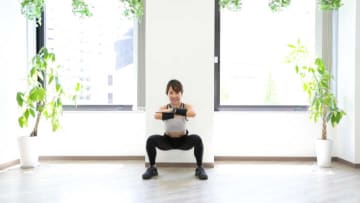 痩せたい人がやるべきはコレ！プロが選んだ「下半身に効くスクワット」6種目