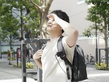 脇をペルチェ素子で直接冷却、暑さ対策の新製品　6980円で登場