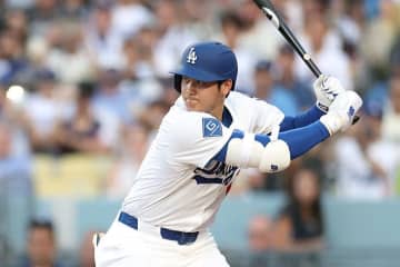 大谷翔平、ドジャース初‟二刀流”で躍動　663日ぶりマウンドで1回1失点も、黒星帳消しの同点タイムリー