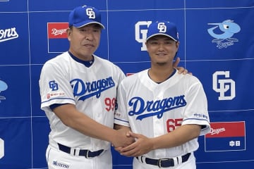 【中日】佐藤龍世が入団会見 「今日使います」井上監督は即スタメン起用を宣言