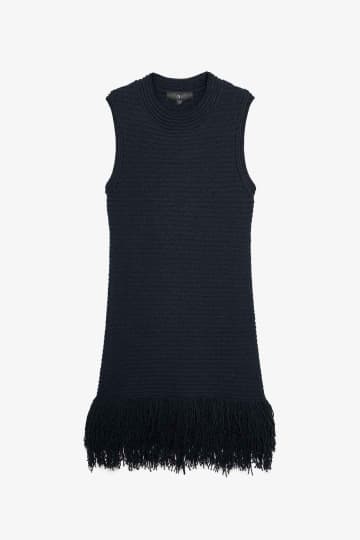 黒より白より“ネイビー”【ZARA】大人がこなれる「本命ワンピース」