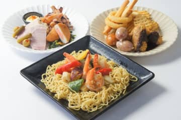 夕暮れの大パノラマに乾杯！上野精養軒本店「風のビアガーデン2025」