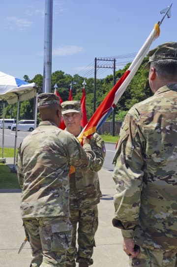 在日米陸軍司令官が交代　新任は横須賀生まれ