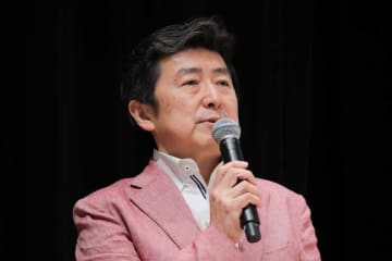 笠井信輔アナ、新幹線で後ろの席に超大物俳優　この日は“偶然の出会い”が重なり…