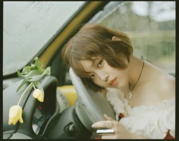 Rei、自身初ベストアルバム『FRUIT』をいよいよリリース。弾き語りツアー、リリースツアーも発表