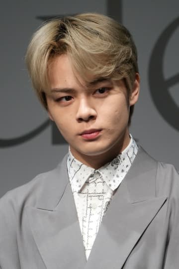 【オンカジ書類送検】謹慎明けに “バカンス” 写真アップ…JO1・鶴房汐恩の “無反省” 態度にファンも憤慨