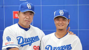 【中日】佐藤龍世「さっそく仕事してる」　今季＆移籍後初打席で同点を呼び込む犠牲フライ
