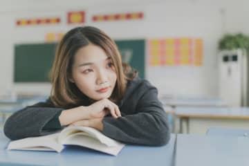 それやって何回後悔したか。勉強ゼロから始められる"リアルに使える"資格6選【2025】