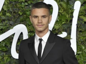 ベッカム家の確執問題　渦中の次男ロメオがインスタグラムに意味深投稿