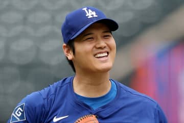“二刀流復活”の大谷翔平、復帰戦の懸念点を元メジャーリーガーが指摘「興奮状態を抑えられるか、100マイルいったら心配...」今季の大胆予測も「５勝行ったらすごい」