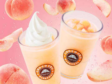 甘くてジューシーな初夏の暑い日に飲みたくなる白桃スムージーがサンマルクカフェに登場！ソフトクリームを乗せたクリームーなデザートドリンクも