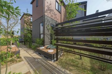 ポラスガーデンヒルズ、グループ分譲住宅で初めて「はなれ」を設置