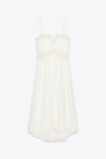 【ZARA】夏にヘビロテ確定！「サマ見え刺繍ワンピ」