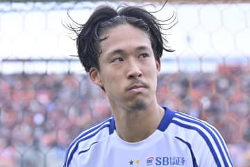 「やっぱりヒデすげーーーー!!」仙台帰還の天才レフティー23歳の“みちのくダービー”劇的ATスーパーFK弾に脚光！｢まさに黄金の左脚｣｢控えめに言って神｣の声