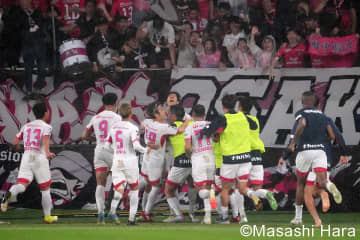 ｢先発した｣FC東京の大型補強メンバー！個を｢発揮した｣日本代表の金髪ドリブラー！セレッソ大阪との試合後、雨のピッチに｢突っ伏した｣のは？