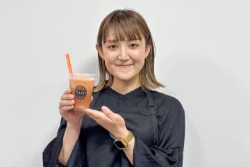 湿気の多い梅雨に爽やかなドリンクでリフレッシュを。タリーズ「＆TEA ジャスミン香るピーチフローズンティー」