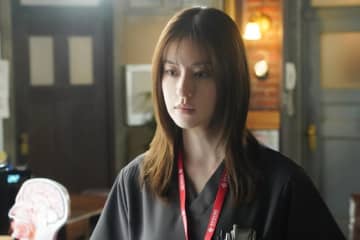 『Dr.アシュラ』第10話　“朱羅”松本若菜、ホームレスの“小西”マキタスポーツを病院に連れて行く
