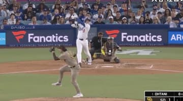 なぜ打った…！？ 大谷翔平、弾丸ヒットで“異変”「めっちゃ驚いてる」「そらビビるw」 相手投手の被打リアクションが話題に「すごい音だ」