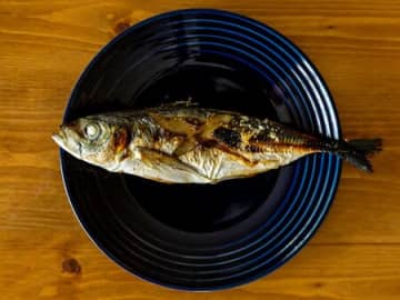 もうぐちゃぐちゃな食べ方は卒業！プロに教わる『一尾魚』をキレイに食べるコツ