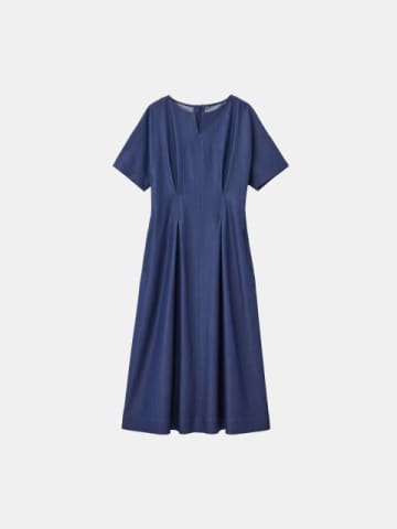涼しくてラクチンなのにきちんと見える！PLSTの夏ワンピは1枚持っておいて損なし♡