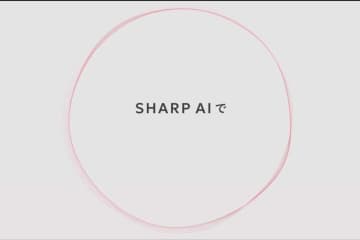 シャープ、ウェアラブル参入　AIoTで家電進化