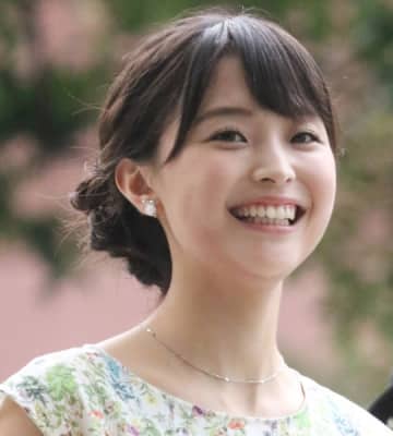 元フジ渡邊渚アナの眼帯姿に賛否 …SNSで「いいね」と辛辣批判が飛び交う舞台裏