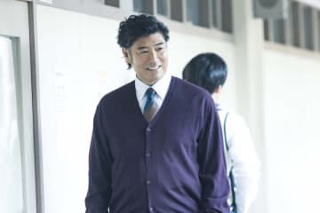 ドラマ『ちはやふる』追加キャスト発表　富田靖子、高橋努、波岡一喜、高嶋政宏が“高校生の青春”サポート