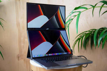 ノートPC画面を縦2枚に！ ポータブルモニター 「DUEX Float 2.0」