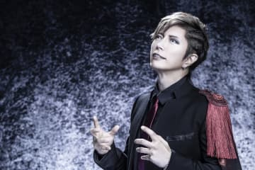 GACKT、オーケストラとの共演ライヴAL発売＆コメントも到着