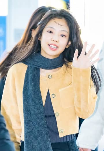 BLACKPINK・ジェニー、“父親”を名乗る男との裁判で勝訴…出版された書籍はすべて廃棄＆関連発言も禁止に