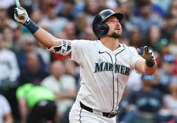 マリナーズ、好調レッドソックスに大勝　ローリーがMLB単独トップ27号満塁弾　6打点の活躍でリーグ2冠に浮上