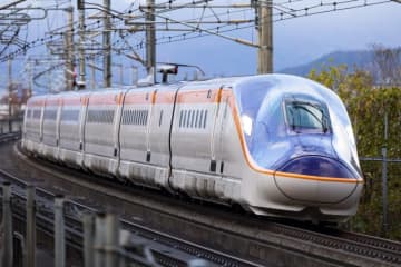 車両トラブルのE8系、単独運転を全て取りやめ 補助電源装置の故障か